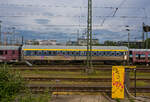 Der leider beschmierte Schlafwagen der Gattung WLAB (CIWL Typ MU '64), NL-MSM 61 84 06-70 617-1 der MSM Gruppe Inh.