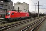 ÖBB 1116 085 steht am 5 April 2017 in Linz Hbf.