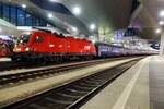 ÖBB 1116 150 steht am Abend von 21 September 2020 mit ein NightJet nach Hamburg-Altona in Wien Hbf.