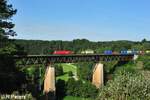 1116 103-1 überquert mit einem KLV-Zug das Viadukt bei Beratzhausen.