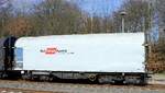 RailCargoAustria 4-achsiger Schiebeplanenwagen der Gattung Shimmns registriert unter 3581 4673 361-5.