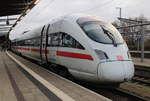 4011 590-9 am 08.01.2021 im Rostocker Hbf.