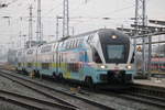 4110 112-7  Westbahn als IC 2270 von Dresden Hbf nach Warnemünde bei der Einfahrt im Rostocker Hbf.29.12.2020