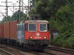 421 381-5 der SBB-CARGO fuhr mit einen intermodal am 02.08.13 durch hh-harburg