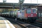 421 378-1 fuhr mit einen tankzug am 18.10.13 durch hh-harburg