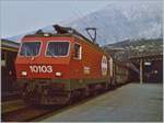 Re 4/4 IV 10103  Luino  mit TEE 23 Cisalpin von Milano nach Paris beim Halt in Brig.