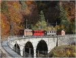 LA DER 2020 der Blonay-Chamby / Saisonende bei der Blonay Chamby Bahn: Die BOB HGe 3/3 29 auf dem Weg nach Blonay überquert bei Vers chez Robert den Baye de Clarens Viadukt.