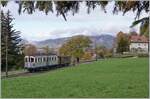 Ein Blonay-Chamby Museumsbahnzug von Blonay nach Chamby unterwegs bei Chaulin.