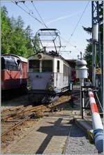 Der LLB ABFeh 2/4 10 der Blonay Chamby Bahn in Chaulin.