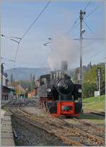 La DER de la Saison / Das Saison Ende der Blonay Chamby Bahn 2024 - Seit einigen Jahren zeigt die Blonay Chamby Bahn zum Saison Ende mit einem verdichteten Fahrplan noch einmal ihren herrlichen Fahrzeuge im Einsatz. In Blonay angekommen wird rangiert, damit die SEG G 2x 2/2 105 ihren Zug wieder nach Chaulin zurück zeihen kann. 

27. Okt. 2024