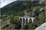 Der historische BCFe 4/6 736 auf dem Luogelkin Viadukt bei Hohtenn (BLS Südrampe).