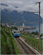 Der MOB ABDe 8/8 4002 VAUD auf der Fahrt nach Chernex oberhalb von Montreux kurz vor Châtelard VD.