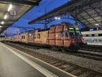 Überraschend zeigte sich der TPF Schockladen Zug mit dem TPF RABe 560 245 (94 85 7560 245-3 CH-TPF) in Lausanne. Der RBDe 560 DOMINO ist wohl auf der Rückfahrt vom Unterhalt zurück nach Bulle.

21. Oktober 2024