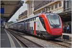 Der SBB RABe 502 207 (UIC 94 85 0 502 207-9 CH-SBB)  Stadt BERN  auf Testfahrt in Lausanne.