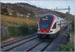 Der RABe 511 103 auf der Fahrt nach Genève erreicht in Kürze Lutry.