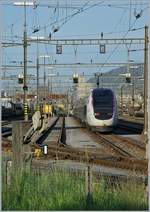 Da es wohl in Bern an einem geeigneten Abstellplatz fehlt, verbringt der TGV Paris -Bern Paris die Nacht im Rangierbahnhof von Biel.