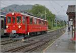 Les chemin de fer disparus - Die verschwundenen Bahnen (RhB Bellinzona -Mesoco 1907 - 2016) - wenn auch der RhB Bernina Bahn ABe 4/4 I 35 wohl nie im Misox im Einsatz war, erinnert der RhB Bernina Bahn ABe 4/4 I 35 an die verschwundene Strecke im Misox. Das Bild zeigt den RhB Bernina Bahn ABe 4/4 I 35 der Blonay Chamby Bahn bei einer kurzen Pause in Blonay. 

13. September 2025
