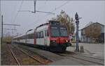 Ein SBB Domino mit TransN Anschriften wartet in Oensingen auf die Abfahrt nach Balsthal.