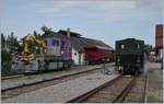 Trotz des bescheidenen Verkehrs auf der ST bilden die wenigen Fahrzeuge eine interessante Spannweite von der Nostalgie zur heutigen Zeit: ST Tm 232 596-7 (98 85 5232 596-7 CH-ST), dreiachsige Plattform Personenwagen und die E 3/3 N° 5 in Sursee. 
27. Aug 2017