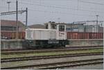 Der SERSA Tm 232 111-5 (Tm 98 58 5 232 111-5 CH-SERSA) steht in Yverdon.