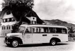 (MD216) - Aus dem Archiv: TSG Blumenstein - Nr. 5/BE 26'748 - Ford/R&J im Jahr 1950 in Blumenstein, Garage