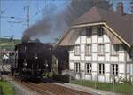 Huttwiler Dampftage. 

Ed 3/4 51 der Bern-Schwarzenburg-Bahn auf Rangierfahrt in Huttwil. Oktober 2023.