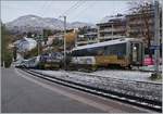 Was hier auf den ersten Blick nach einem Dispo Zug bei Fahrleitungsschaden aussieht, sind leider nur nicht mehr benötigte MOB Reisezugwagen, die in Fontanivent abgestellt sind.