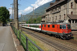 SBB: Ein IR Basel-Locarno beim Passieren des Unterwerks in Giornico am 13.