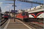 Noch einmal die SBB Re 6/6 11634 (Re 620 036-4)  Aarburg-Oftrignen , diesmal in Lausanne mit dem  Spaghetti-Zug  bei der Abfahrt in Richtung Domodossola. 

22. Jan. 2021 