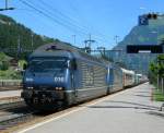 BLS Re 465 in Vielfachsteuerung mit einer RoLa (Freiburg - Novara) bei der Durchfahrt in Kandersteg am 11.