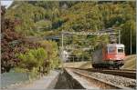 SBB Re 620 087-7 unterwegs am Ufer des herbstlichen Genfersees bei Villeneuve am 4.