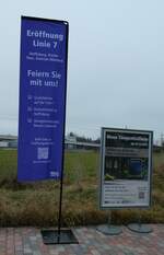 (283'174) - Werbung zur Er�ffnung der Linie 7 am 14. Dezember 2025 beim Bahnhof Steffisburg