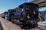 Lok 853 der DBB ist am 17 Mai 2025 mit eine der manche Sonderzge von das Bahnspektakel  150 Jahre Emmentalbahn  in Burgdorf eingetroffen.