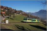 Der AOMC Beh 4/8 592, unterwegs als Regioanlzug 48 von Aigle nach Champéry erreicht in Kürze die Haltestelle  Pont de Chemex .