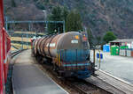 Ein Personenzug mit Güterbeförderung (PmG) der Rhätischen Bahn / Ferrovia retica (RhB) fährt am 20 Februar 2021 vom RhB Bahnhof Brusio weiter in RichtungTirano.