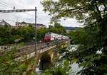   Der SBB-Doppelstocktriebzug (DTZ) RABe 514 047-0 (ein Siemens Desiro Double Deck) überquert am 18.06.2016 die Rheinbrücke zwischen Schloss Laufen am Rheinfall und Neuhausen.