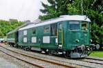 SBB 18451 steht am regnerischen 26 September 2010 anlasslich das 100 jahresjubiläum der Jura-Strecke ins Bw Bienne.