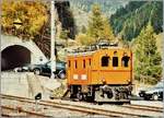 Als Ergänzung zu Ollis Bildern des BLS Te 2/3 31, einige Bilder aus der Einsatzzeit des BLS Te 215 031-6: Hier steht der Te 215 031-6 in Goppenstein.
Oktober 2001