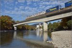 Zwei Crossrail Traxx auf der Aarebrcke der Neubaustrecke vor Aarburg.