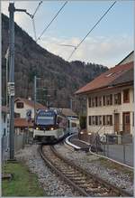 Der Bahnhof Montbovon, welcher der TPF gehört wird zur Zeit grundlegend umgebaut und so ist die MOB nun zu ihrem eigenen  Bahnhof  in Montbovon gekommen,  wenn auch nur für zwei Monate und