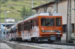 Zwei Triebzüge der Gornergratbahn.