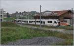 Der  neue  Bahnhof von Châtel St-Denis benötig zur Einführung in die Strecken nach Bulle einen leichten S-Bogen, der wie im Bild zu sehen z.T.