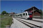 Ein TPF SURF auf dem Weg nach Palèzieux wartet in Vaulruz Sud auf den Gegenzug.