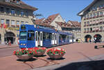 Das Ende naht - die Tramwagen des RBS 81-89: Wagen 83 ist noch dreiteilig, hat aber schon einen dunkelblauen Anstrich.