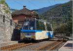 Der SSIF Treno Panoramico 61 bei der Baustellen bedingten langsamen Durchfahrt in Verdasio.