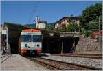 Der FLP Be 4/12 23  Vedeggio  wartet in Ponte Tresa auf die baldige Abfahrt nach Lugnao.