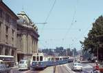 Ehemalige Vereinigte Bern-Worb-Bahnen VBW, Bern Kornhausplatz - Bolligen - Worb-Linie: Der Berner Kornhausplatz - Ausfahrt eines VBW-Zuges auf die Kornhausbrücke.