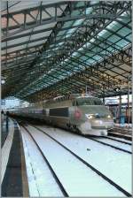 Ein TGR Lyria kurz vor der Abfahrt nach Paris Gare de Lyon in Lausanne.