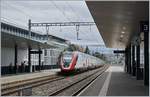 Der SBB Twindexx IC 200 RABDe 502 008-1 (UIC 94 85 0 502 008-1 CH-SBB  Lausanne Capital Olympique  auf Testfahrt in Prilly-Malley. 

17. Juli 2020