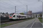 Der SBB RABe 523 047 ist kurz vor Grenchen Süd auf dem Weg von Biel/Bienne nach Olten.